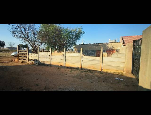 1 BEDROOM HOUSE FOR SALE IN TSHEPISONG